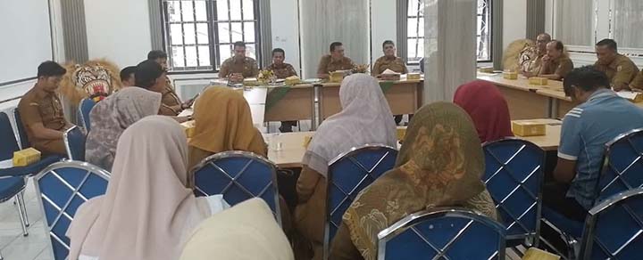 Kampung Keluarga Berkualitas (KB) Bajamba Kelurahan Tanah Pak Lambik (TPL) Kecamatan Padang Panjang Timur (PPT) dinobatkan sebagai Juara I Lomba Penguatan Kampung KB Tingkat Provinsi Sumatera Barat (Sumbar) Tahun 2025. IST