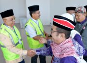 108 Jemaah Haji Agam Kloter 15 Tiba di Tanah Air