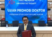 Bupati Padang Pariaman John Kenedy Azis Raih Gelar Doktor Ilmu Hukum dengan Predikat Cum Laude