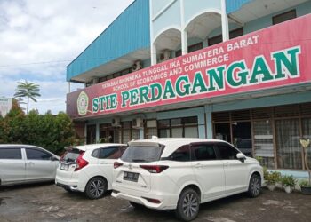 STIE Perdagangan