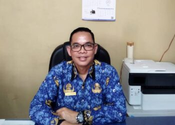 Siswa di Padang Pariaman Terancam Putus Sekolah karena Biaya Seragam