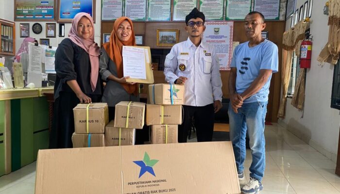 Pustaka Nasional Serahkan 1.000 Buku Gratis ke Pustaka Nagari Lareh Nan Panjang