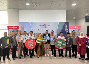 Tanpa Transit, Lion Air Terbangkan Jamaah Umrah Perdana dari BIM ke Jeddah