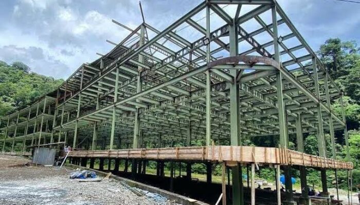 WALHI dan PBHI Sumbar Polisikan Pemilik Konstruksi Bangunan Hotel dan Masjid di Lembah Anai