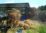 Sabut Kelapa Jadi Ladang Usaha di Pariaman