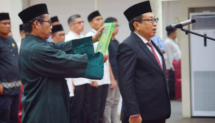 Jasman Rizal Resmi Jabat Pj Sekda Dharmasraya, Bupati: Buktikan Kemampuan dengan Kerja Nyata
