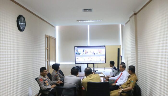 Polda dan Pemprov Sumbar Ikuti Vicon Karhutla Bersama Menhut dan BNPB, Satgas Karhutla Telah Dibentuk