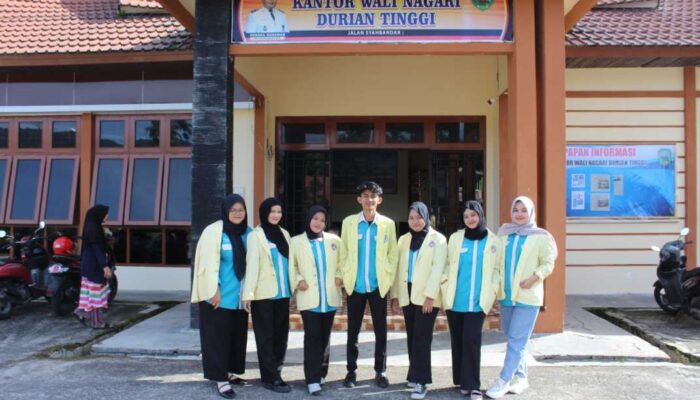 Mahasiswa KKL PNF UNP Dorong Literasi Digital Masyarakat Nagari Durian Tinggi Lewat Google Maps