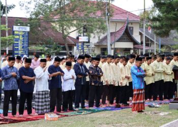 Kemarau Panjang, MAN 2 Bukittinggi Gelar Salat Istisqa