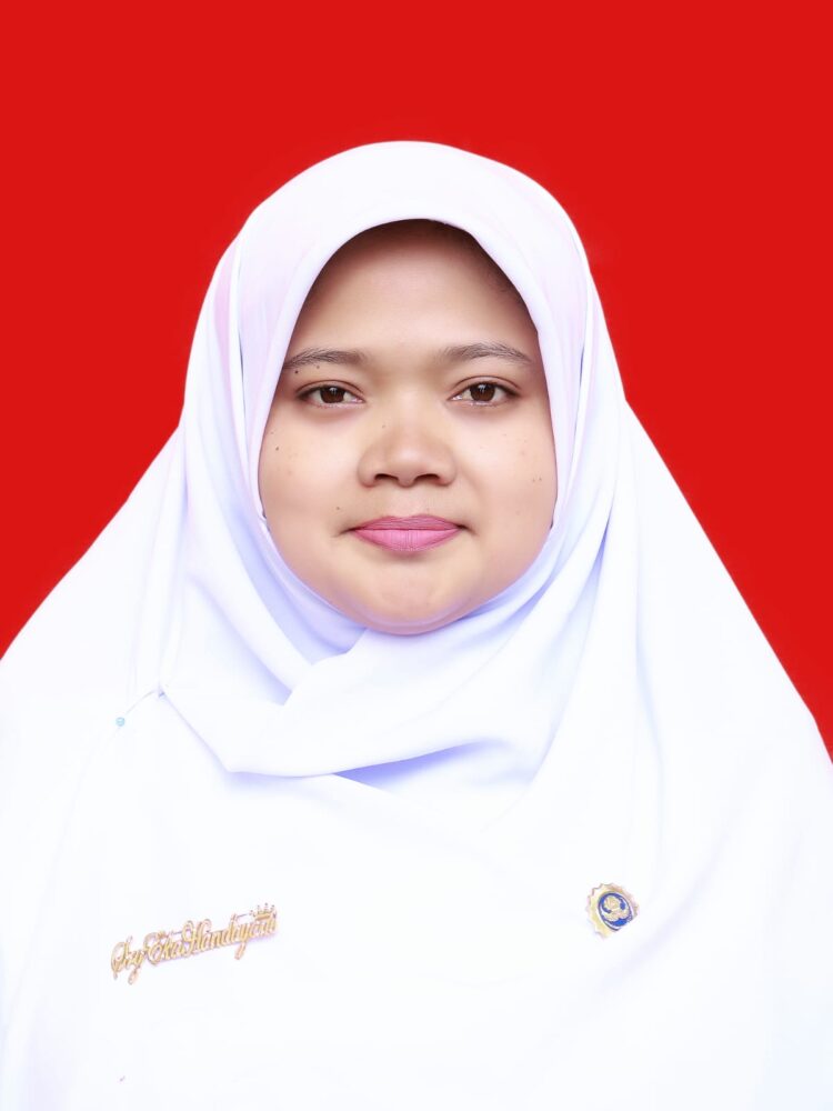 Sry Eka Handayani, M.Pd (Kepala SDN 06 Parit Antang)