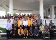 Bupati John Kenedy Azis Resmikan Pengabdian UNP di Padang Pariaman