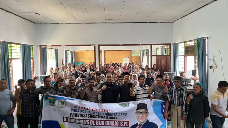 Anggota DPRD Sumbar, Nurkhalis Dt. Bijo Dirajo menjemput aspirasi masyarakat di Limapuluh Kota. IST