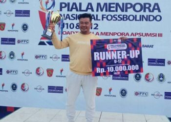 Pelatih Padang Peduli FC Raih Best Coach Piala Menpora