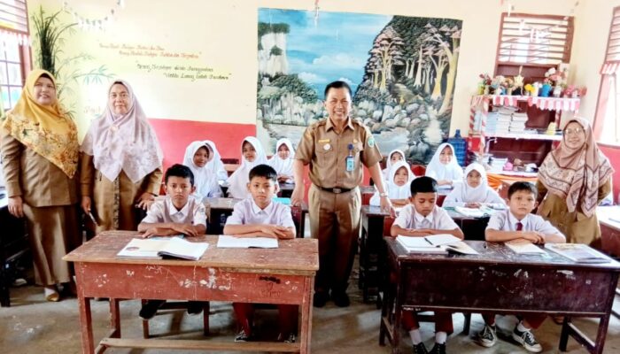 Larangan Praktik Jual Beli LKS di Sekolah, Disdik Pasaman Turun Ke Lapangan