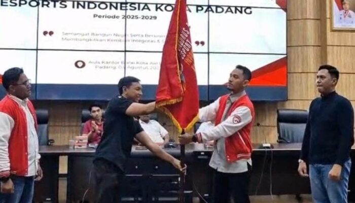 Aktivis Muda Beralih Arena, Nazif Pimpin E-Sport Indonesia Kota Padang