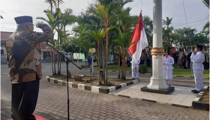 Rektor Unes Jadi Inspektur Upacara HUT RI ke-80 