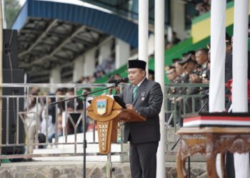 Peringatan HUT ke-80 Kemerdekaan RI Tingkat Solsel, Fitriyoni Pembaca Doa