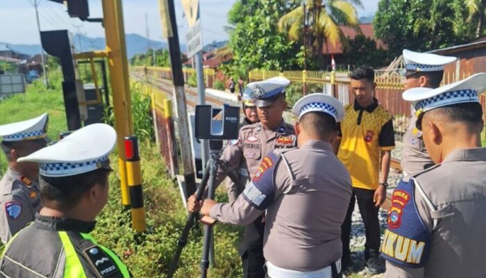 Tragedi Dua Pelajar SMAN 10 Padang Tewas: Polisi Gunakan Teknologi Canggih Ungkap Kronologi Kecelakaan Minibus dan Kereta Api