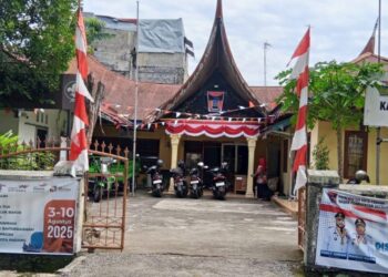 Kantor Kelurahan Rimbo Kaluang, Kecamatan Padang Barat. PUTRI MERIYANTI 
