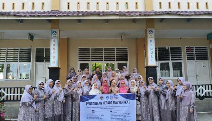 GURU SMPN 3 SAWAH LUNTO DILATIH PLOTAGON, Hadirkan Media Animasi Kreatif untuk Pembelajaran