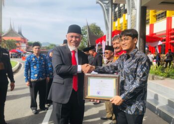 Raih Dua Penghargaan, Koperasi Konsumen Keluarga Besar Semen Padang Ditetapkan sebagai Koperasi Terbesar di Sumbar