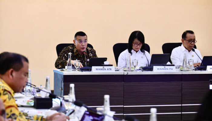 Wamen Ossy Laporkan Progres Pengadaan Tanah untuk Huntap Warga Terdampak Erupsi Gunung Lewotobi Laki-laki ke Menko PMK