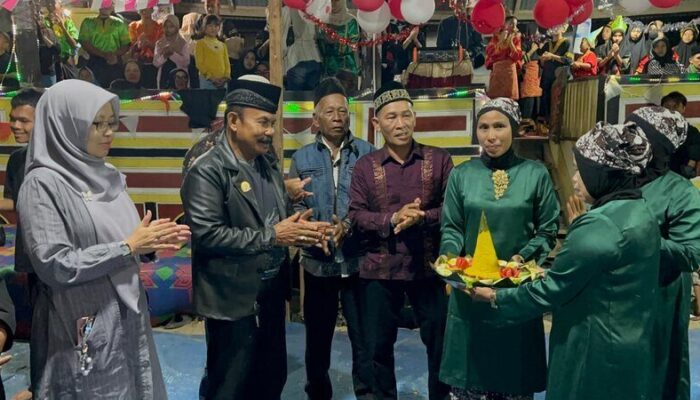 HUT Kedua Sanggar Siriah Pulang Ka Pitunggua Disambut Pergelaran Seni Tradisi Spektakuler di Solok