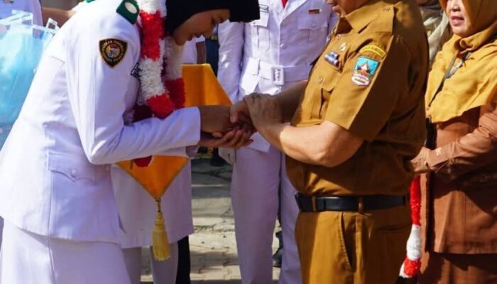 Usai Tunaikan Tugas sebagai Anggota Paskibraka, Kepulangan Lulu ke Dharmasraya Disambut Bagaikan Pahlawan