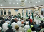 Ratusan Jemaah Padati Masjid Jami’ Nurul Huda, Buya Ristawardi Ingatkan: Jangan Terbuai Dunia yang Sementara