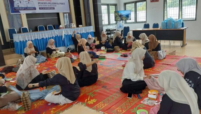 Dua Hari Belajar Payet, Warga Silaing Bawah Siap Kembangkan UMKM