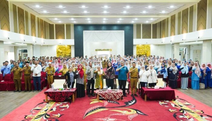 Bupati Annisa Tegaskan Bahasa Inggris Jadi Senjata Generasi Muda Dharmasraya Hadapi Dunia Global