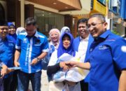 Arisal Aziz Inisiasi 80 Ton Beras di Sumbar, Hendri Septa Tegaskan PAN Selalu TerdePAN untuk Rakyat