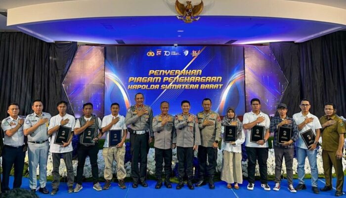 Lomba Fotografi ‘Polantas Sumbar Rancak Bana’ Berakhir, Tujuh Pemenang Raih uang Tunai