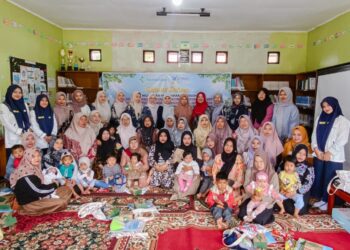 PKM Dosen Prodi D3 Kebidanan Bukittinggi Gelar Pelatihan Edukasi pada Kelompok Centing Mapala di Nagari Padang Laweh