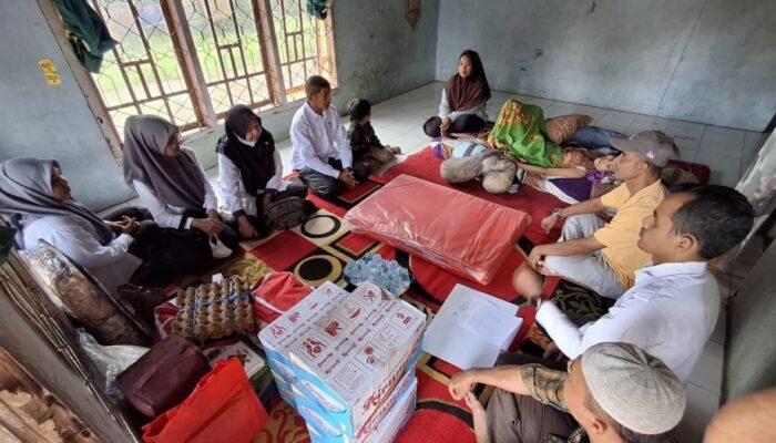 Bupati Annisa Cepat Tanggap terhadap Warga yang Butuh Bantuan