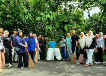 Pasaman Gelar Kerja Bakti Massal Peringati World Cleanup Day 2025