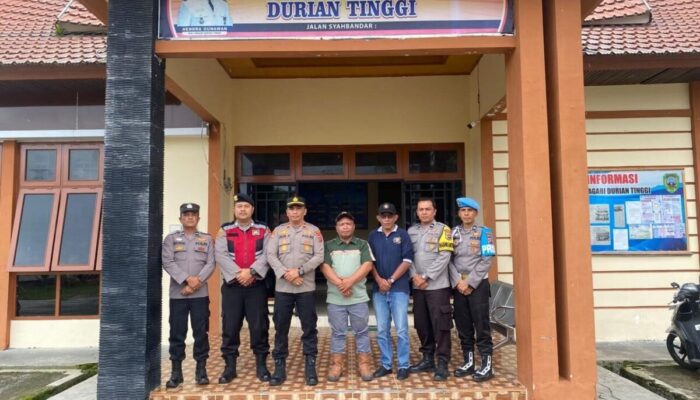 Kapolsek Lubuk Sikaping Jalin Silaturahmi dengan Wali Nagari Durian Tinggi