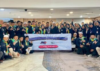 JNE Berangkatkan 1.643 Karyawan Ibadah Umrah