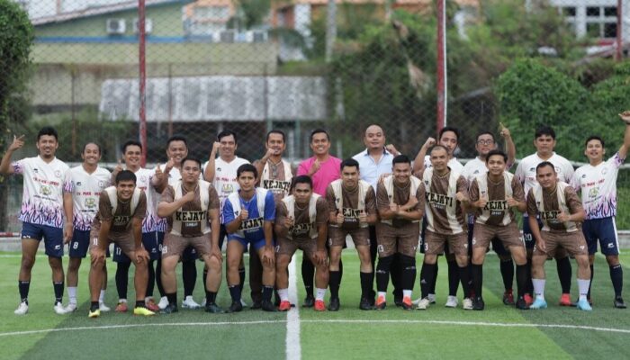 Tim Media Soccer Sumbar Tahan Imbang Kejati Sumbar 3-3