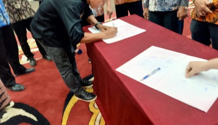 Mall Pelayanan Publik Dharmasraya Disebut Gagal Layani Masyarakat