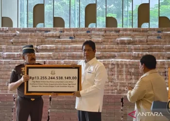 Kejagung Serahkan Uang Rp13,2 T dari Kasus CPO ke Negara