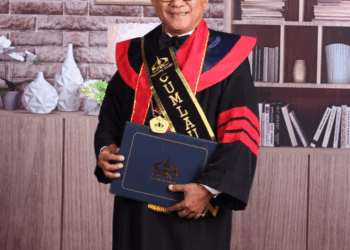 John Kenedy Azis Raih Gelar Doktor Cumlaude, Bukti Pemimpin yang Tak Berhenti Mengabdi
