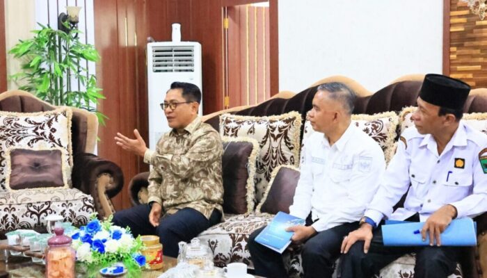 Wujudkan Pemerintahan Bersih, Bupati JKA Siap Tindaklanjuti Catatan Ombudsman