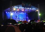 Ribuan Warga Padati Malam Penutupan HUT ke-80 Kabupaten Pasaman