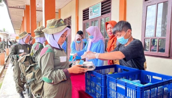 MBG Sistem Prasmanan Hadir di SMKN 1 Koto Baru Dharmasraya