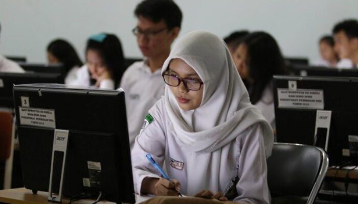 3,5 Juta Siswa Siap Ikut TKA Pengganti Ujian Nasional 2025