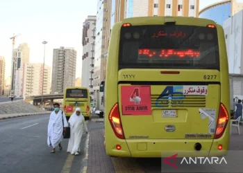 Arab Saudi Izinkan Umrah dengan Semua Jenis Visa