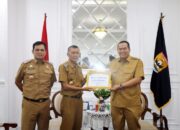 Kota Pariaman Kembali Terima Penghargaan UI Green City Matric Awards 2025