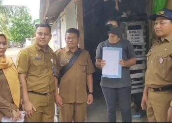 Buang Sampah ke Pantai, IRT di Padang Ditipiring