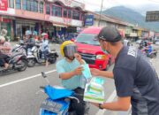 Antisipasi Dampak Erupsi Marapi, BPBD Kesbangpol Bagikan Ribuan Masker